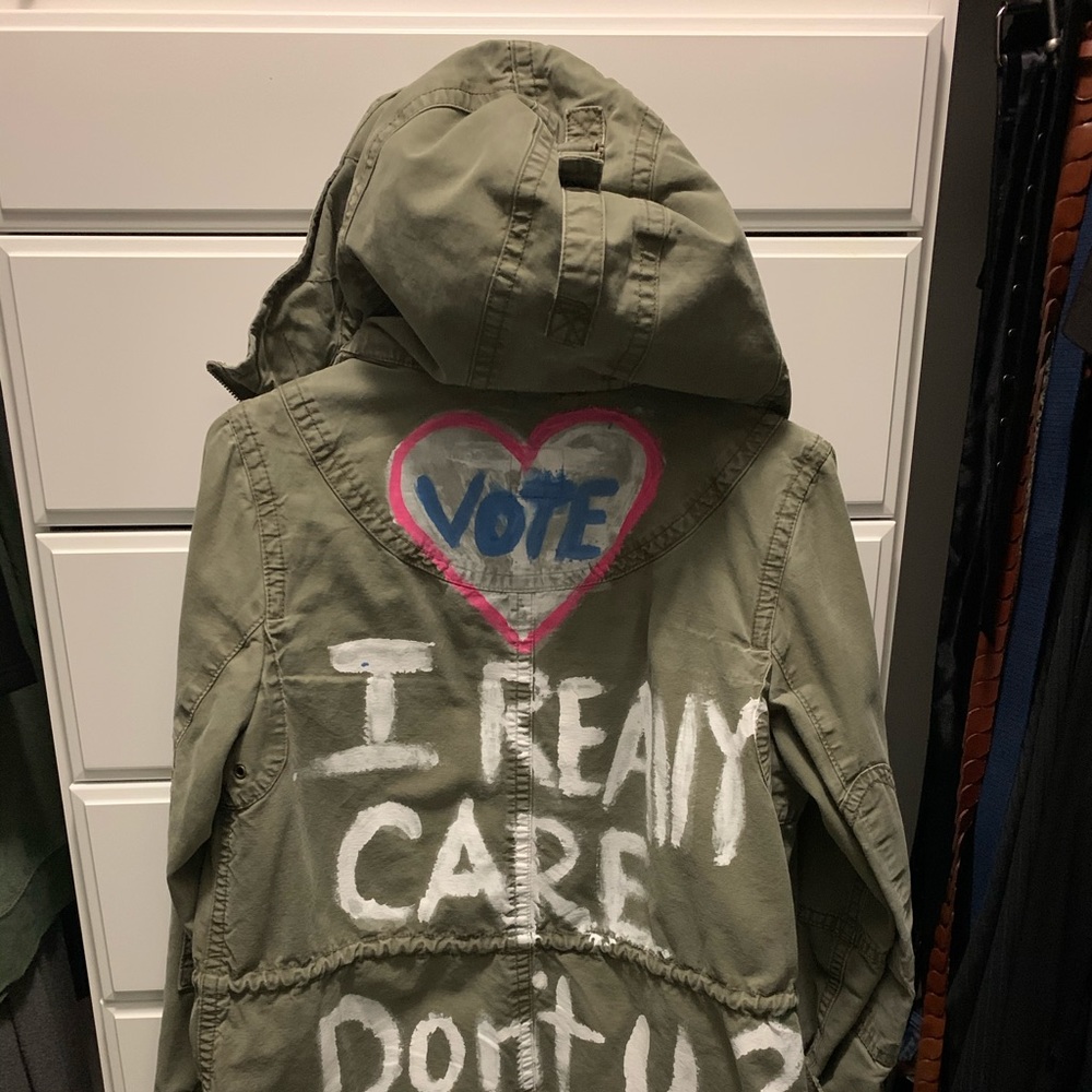 Voting Anorak-I really do care/ don’t you. Gap S